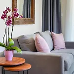 Aparthotel Astera