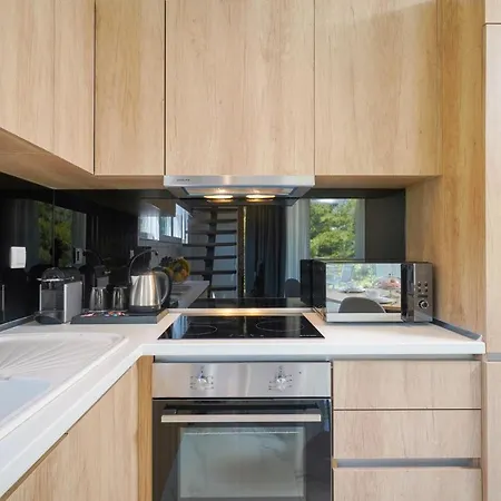 アパートホテル Astera 4*